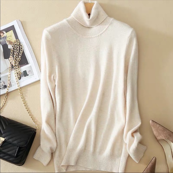 NEW Beige Cashmere Blend Long Sleeve Turtleneck Pullover - Picture 1 of 6